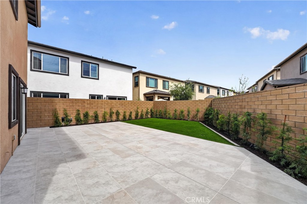107 Pansy Property Photo 1