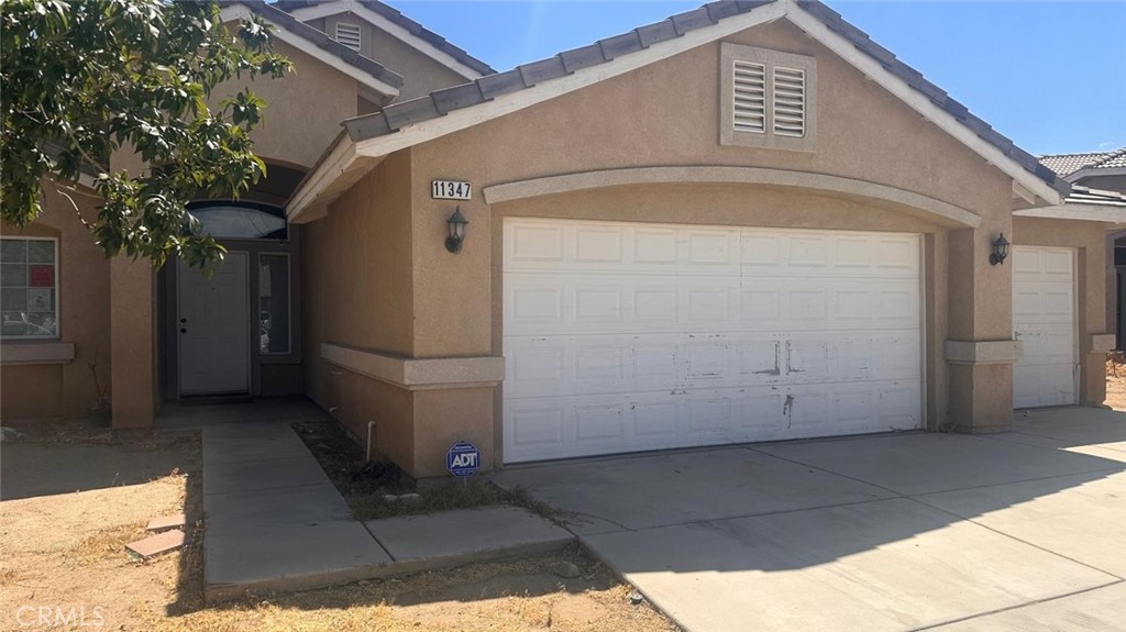 11347 Granite Court Property Photo 2