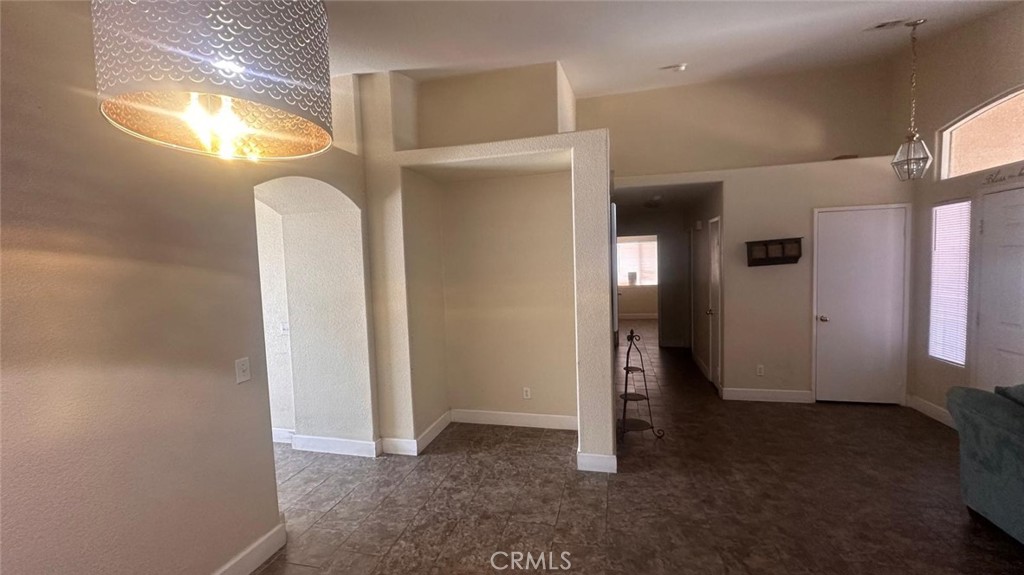 11347 Granite Court Property Photo 3