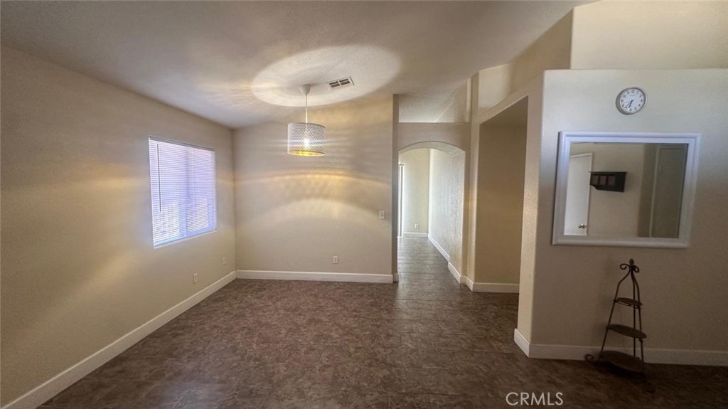 11347 Granite Court Property Photo 4