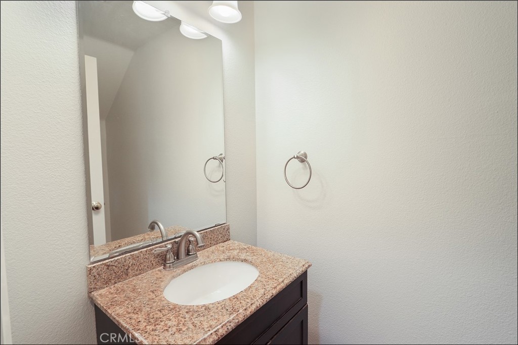 7 Breakers Property Photo 9