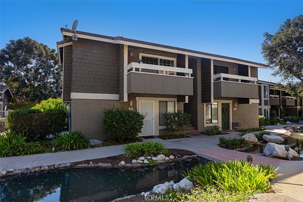 254 Streamwood Property Photo 1
