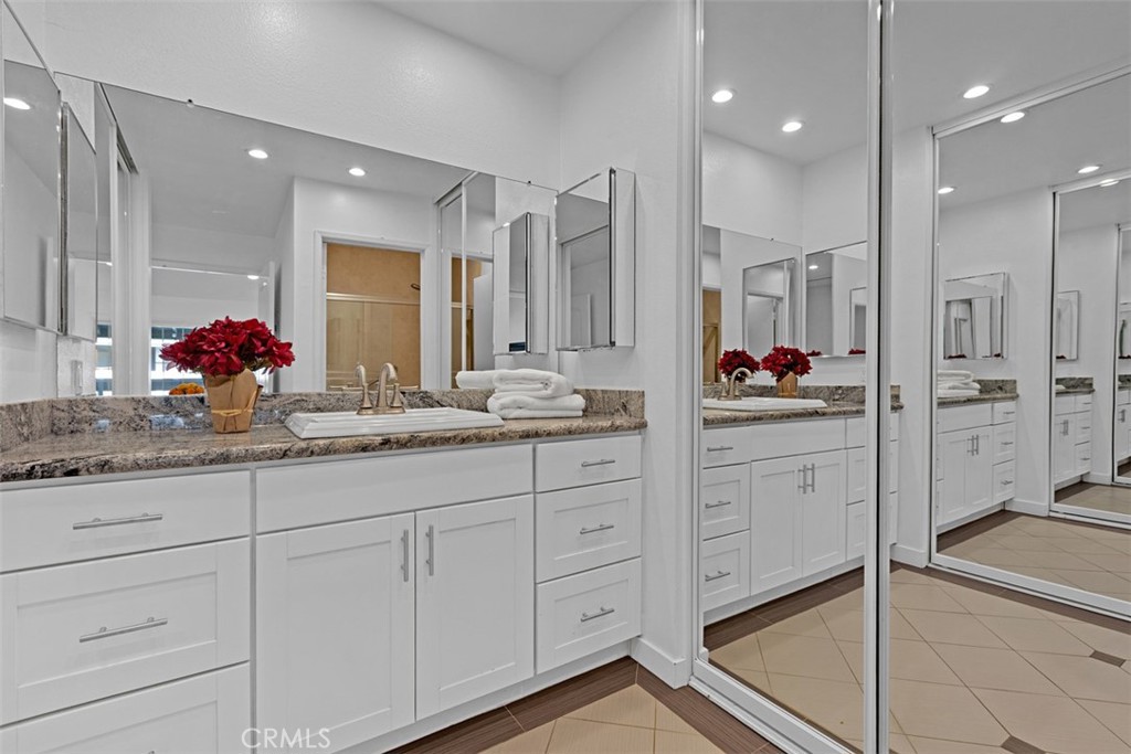254 Streamwood Property Photo 22