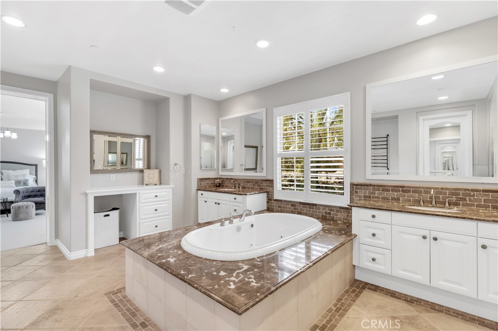 19 Via Nerisa Property Photo 37