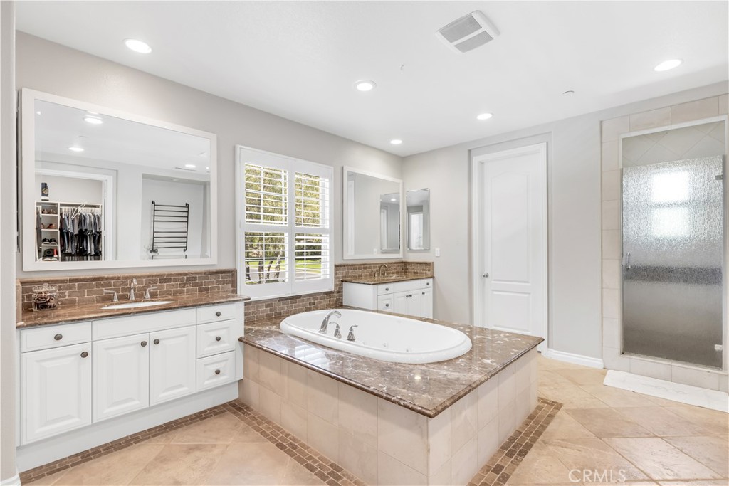 19 Via Nerisa Property Photo 38
