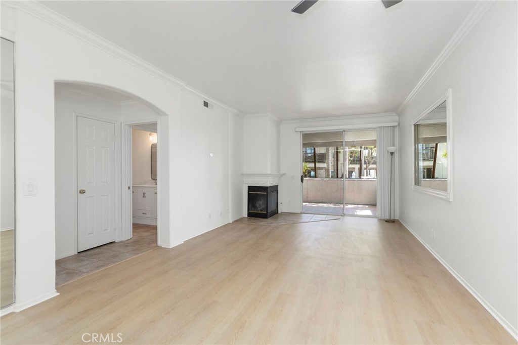 34 Via Solaz Property Photo 4