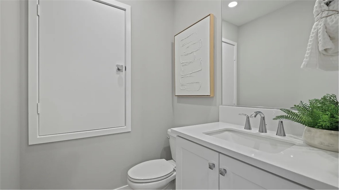 1298 Hummingbird Place Property Photo 10