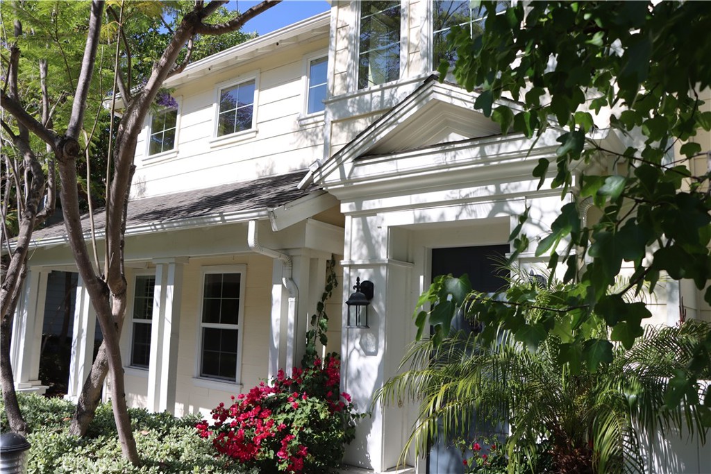 25 Thorp Spring Property Photo 2