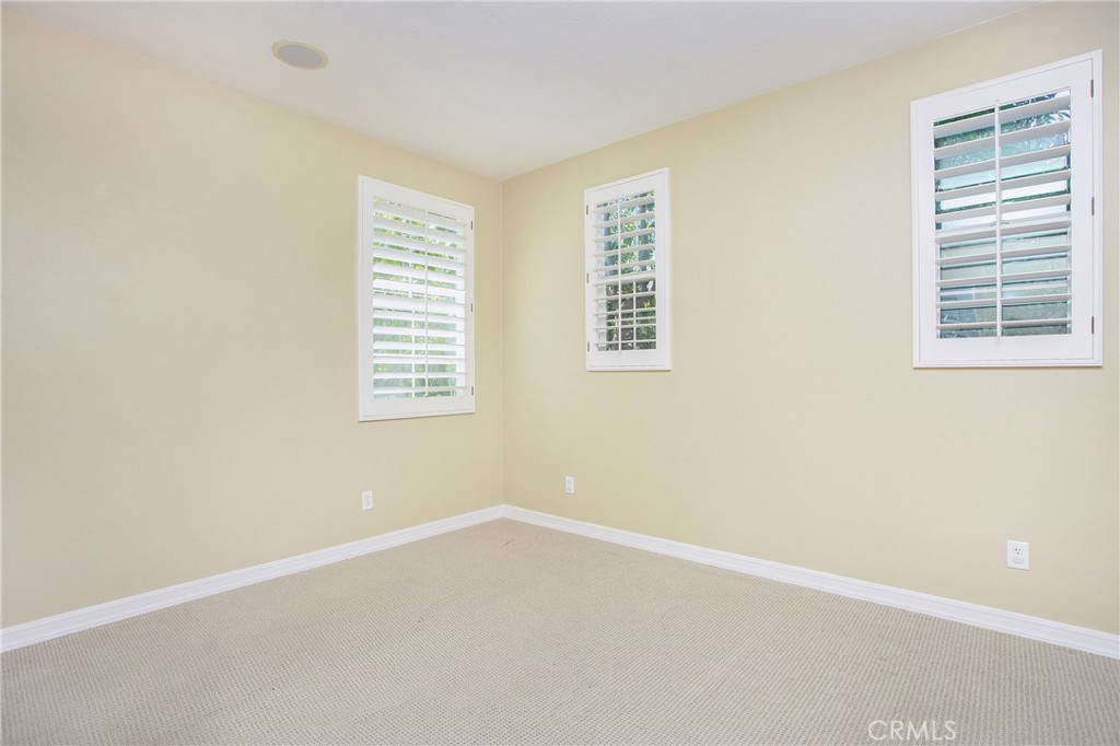 25 Thorp Spring Property Photo 29