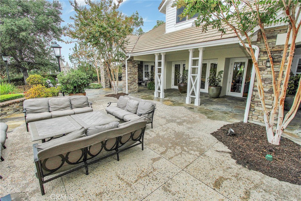 25 Thorp Spring Property Photo 42