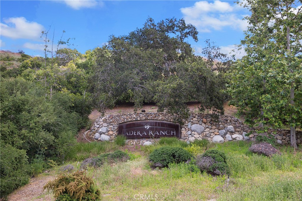 25 Thorp Spring Property Photo 43
