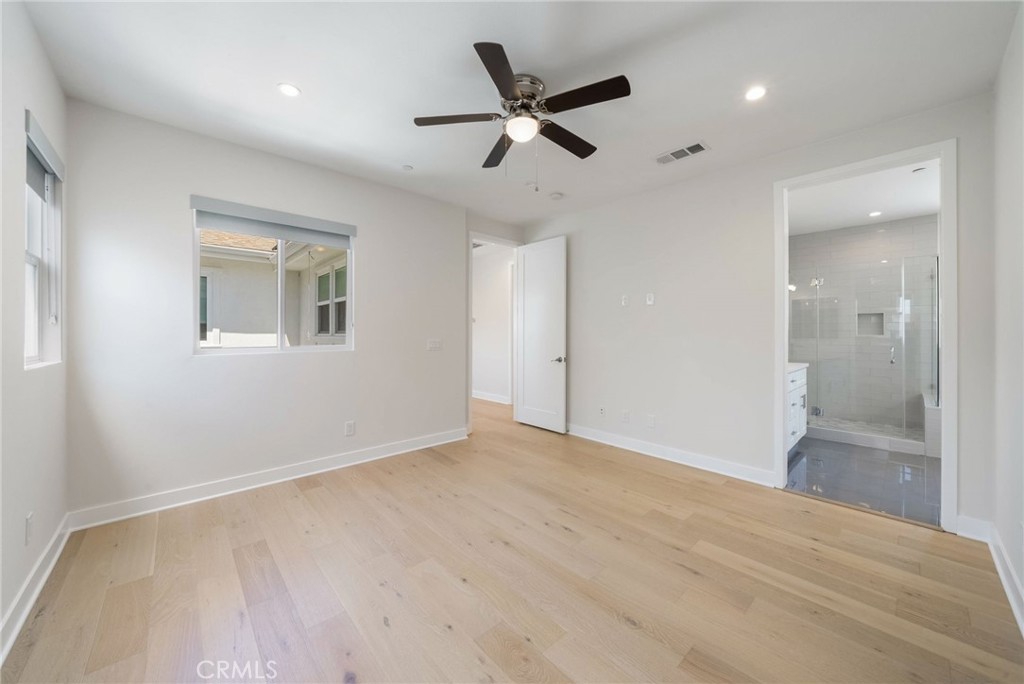 2573 Elden Ave B Property Photo 28