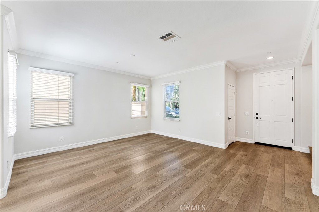 412 E Santa Ana Street Property Photo 8