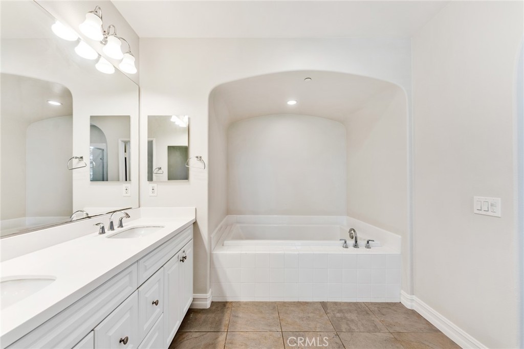 412 E Santa Ana Street Property Photo 21