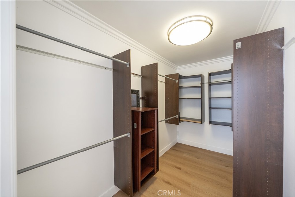 372 E Floral Property Photo 15