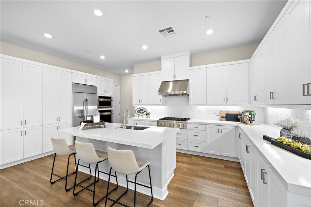 472 Sunrise Property Photo 13