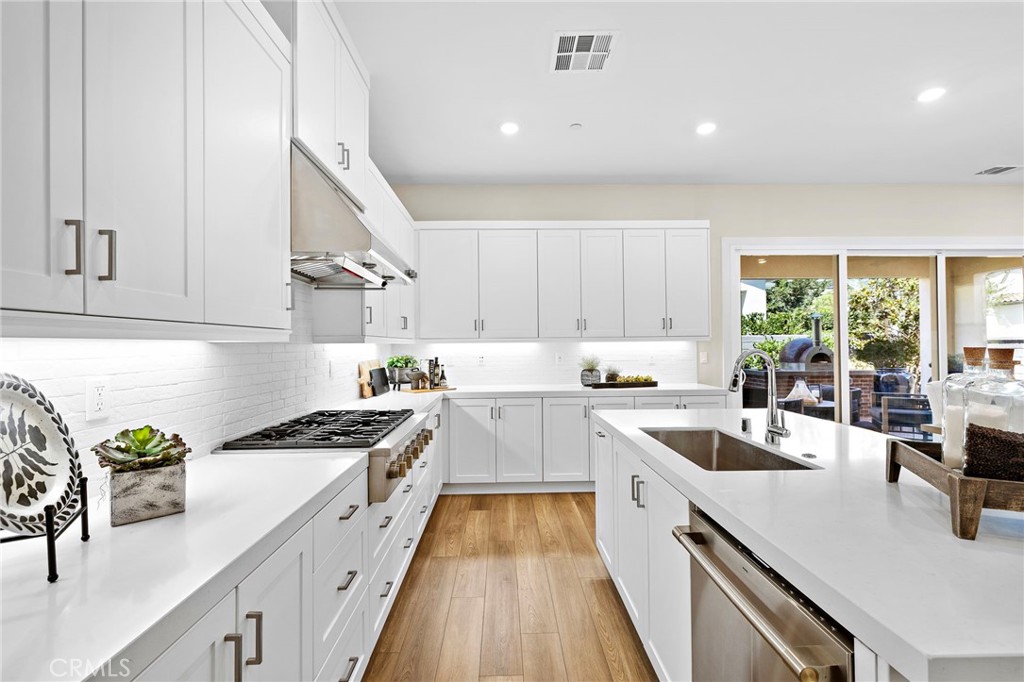 472 Sunrise Property Photo 16