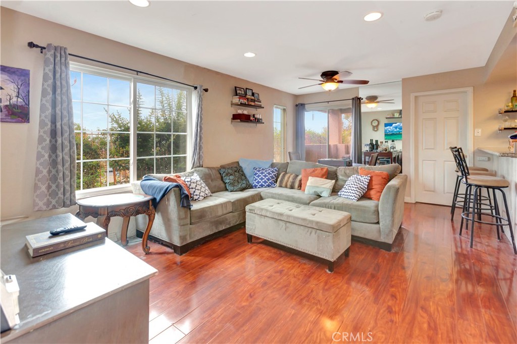 26196 Sanz B Property Photo 5