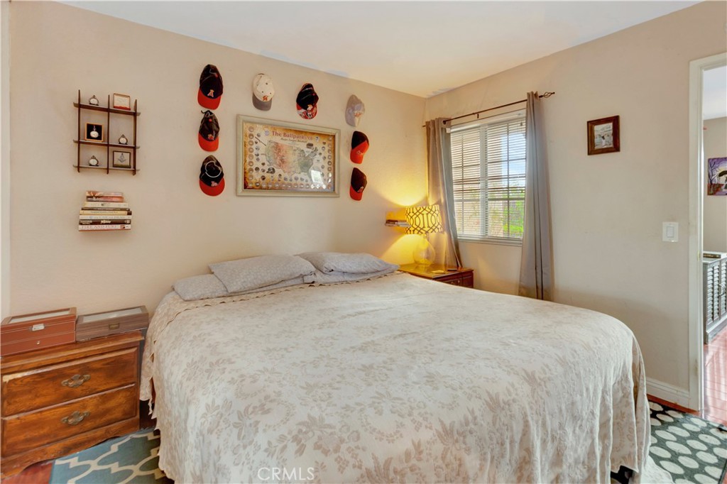 26196 Sanz B Property Photo 9