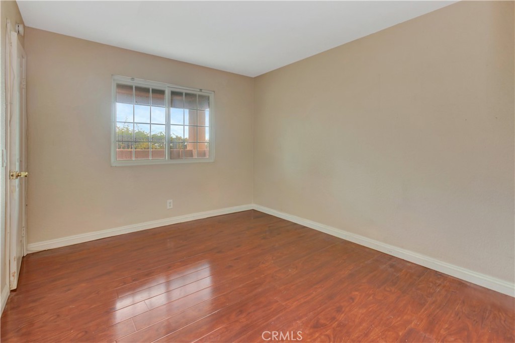 26196 Sanz B Property Photo 12