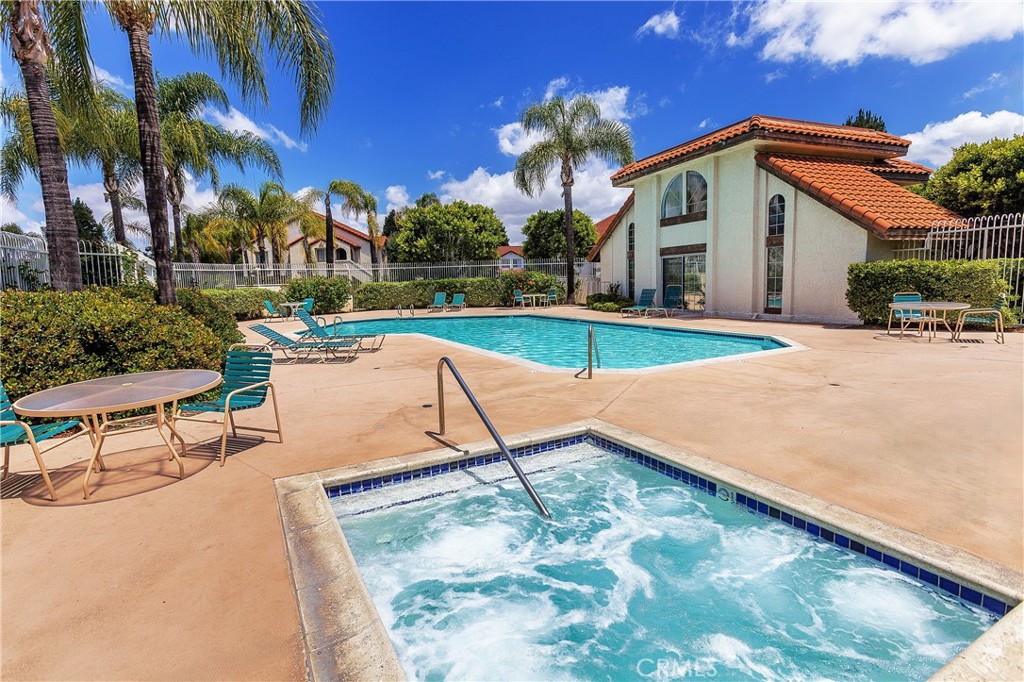 26196 Sanz B Property Photo 16