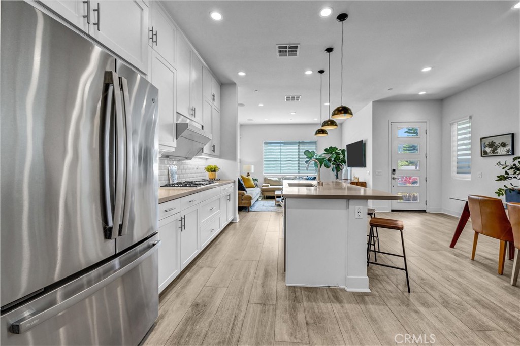 327 Novel Property Photo 17