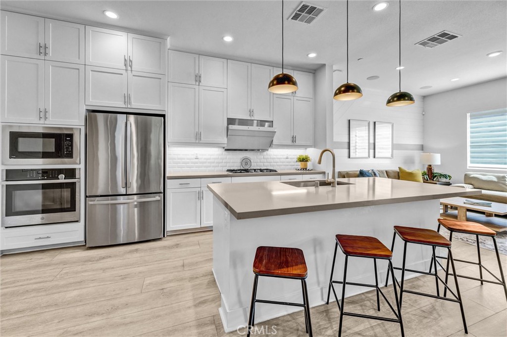 327 Novel Property Photo 18