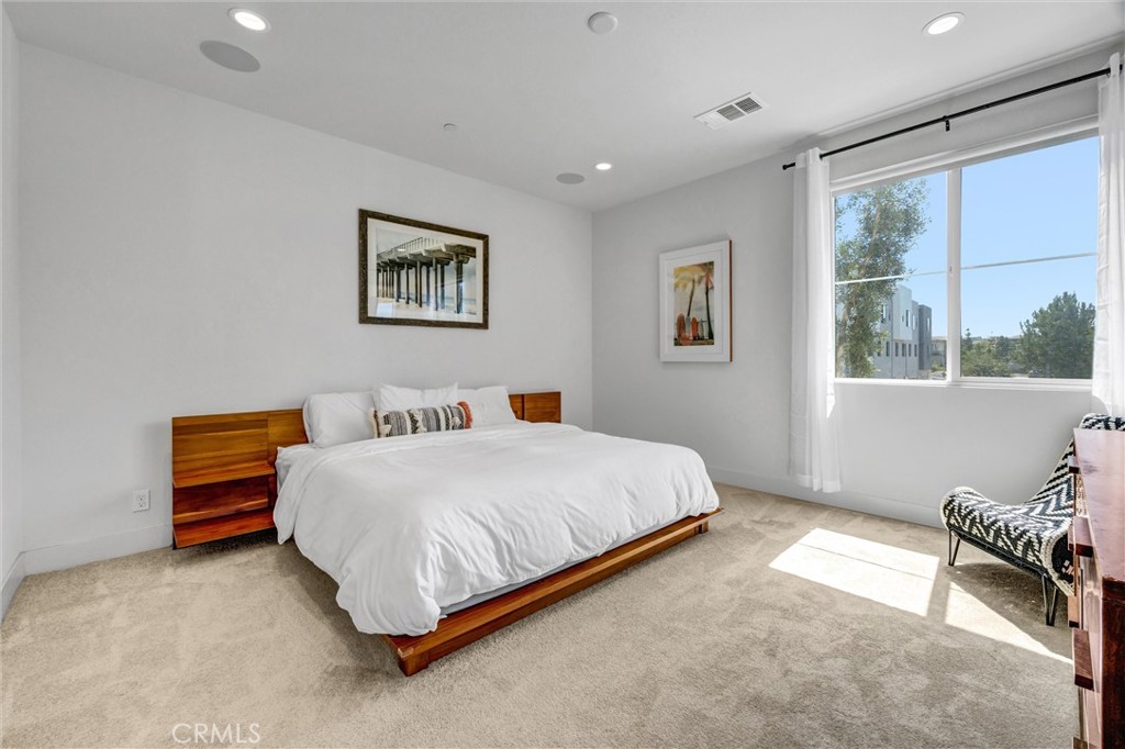 327 Novel Property Photo 25