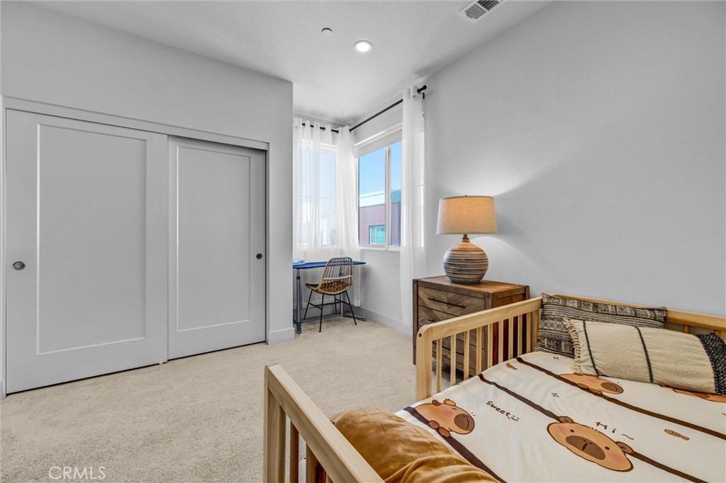 327 Novel Property Photo 35