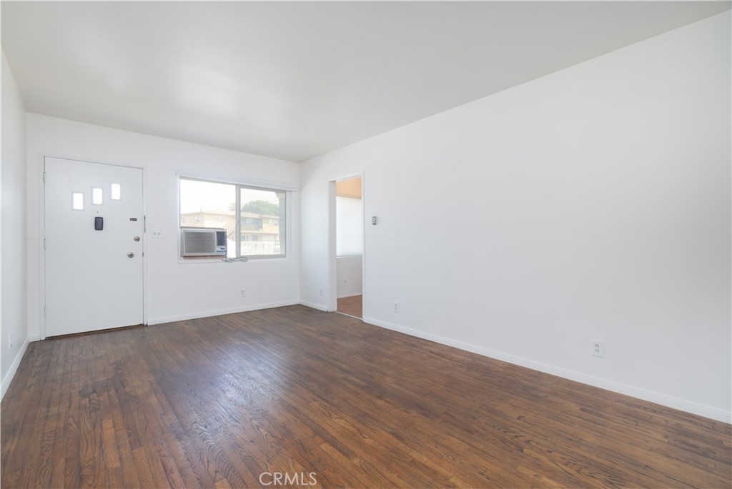 745 N Currier Property Photo 11