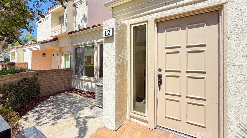 12 Navarre Property Photo 5