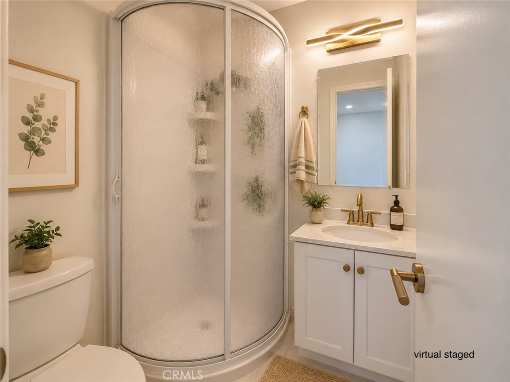 12 Navarre Property Photo 24