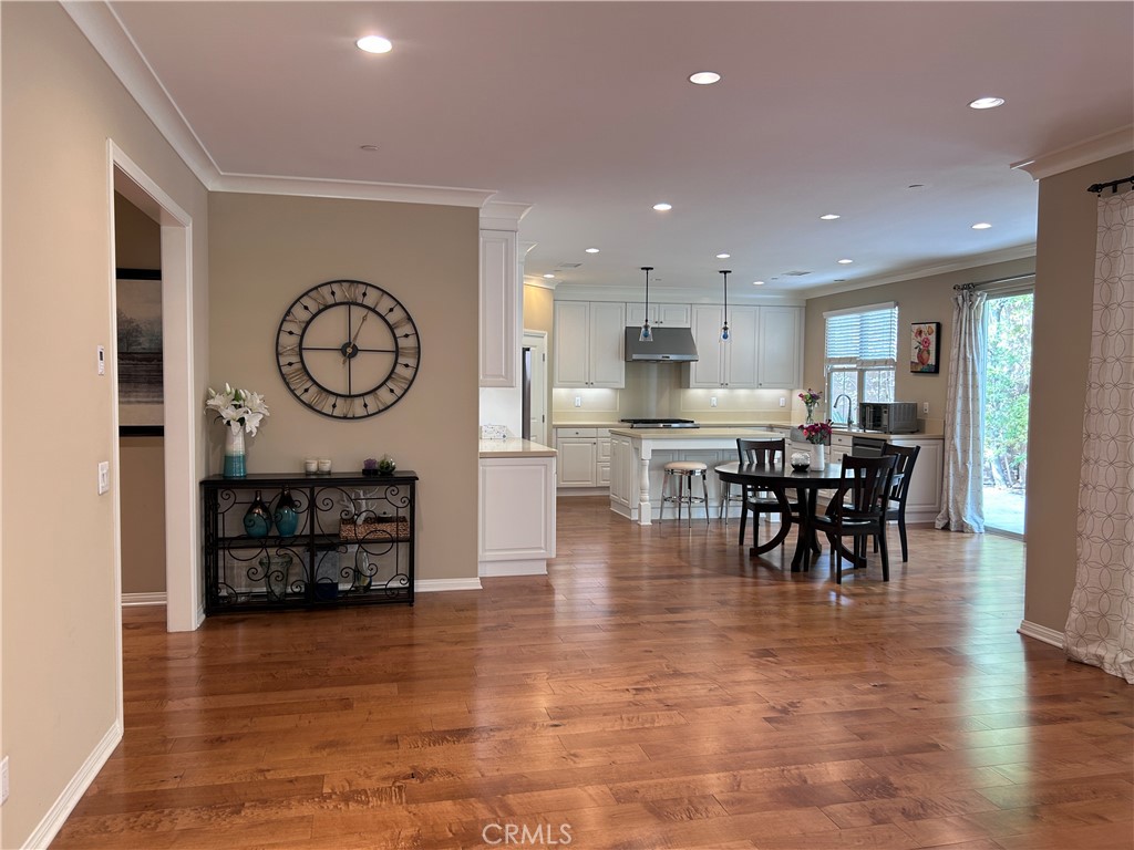 63 Elmdale Property Photo 2