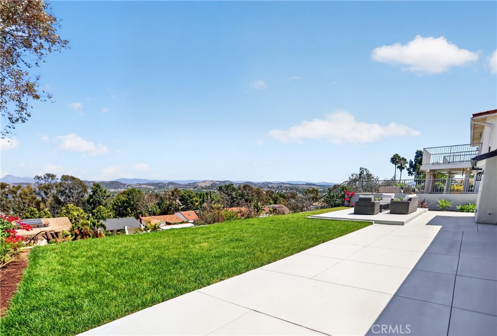 27182 Calle Del Cid Property Photo 27