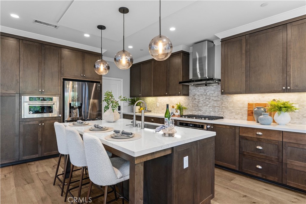 166 Frontier Property Photo 11