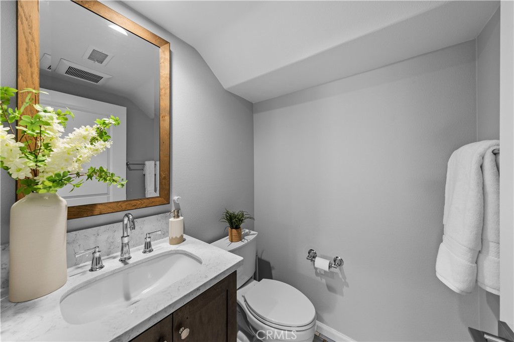 166 Frontier Property Photo 13