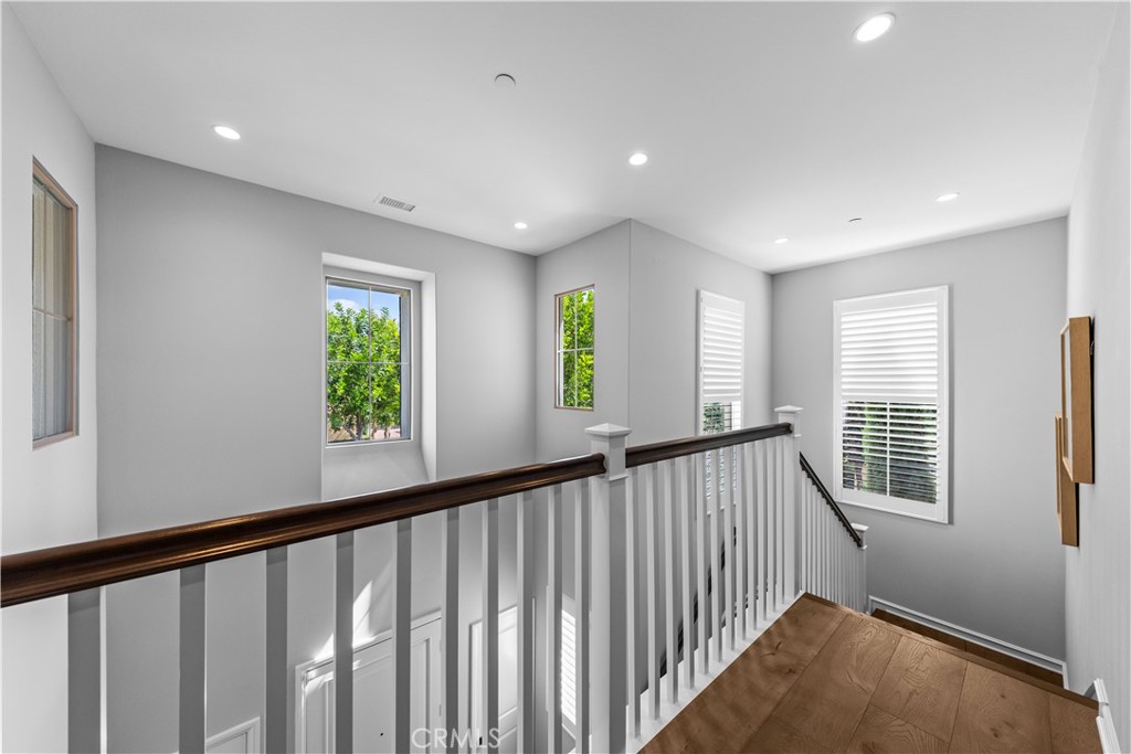 166 Frontier Property Photo 15