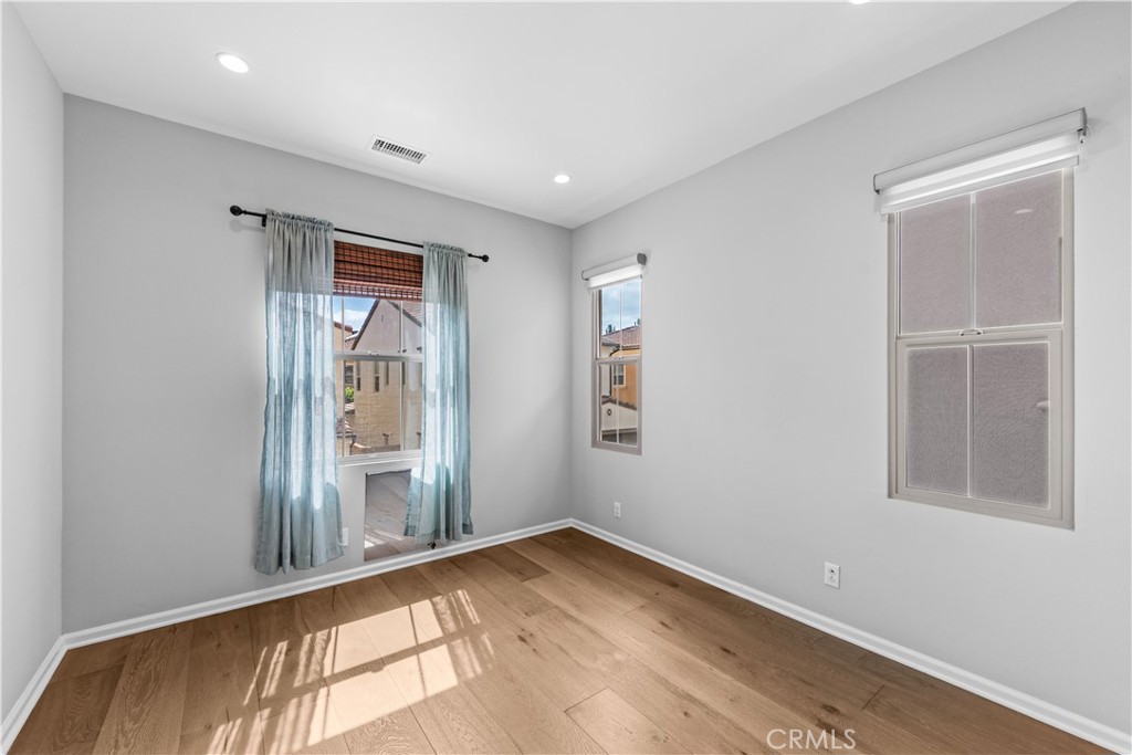 166 Frontier Property Photo 24