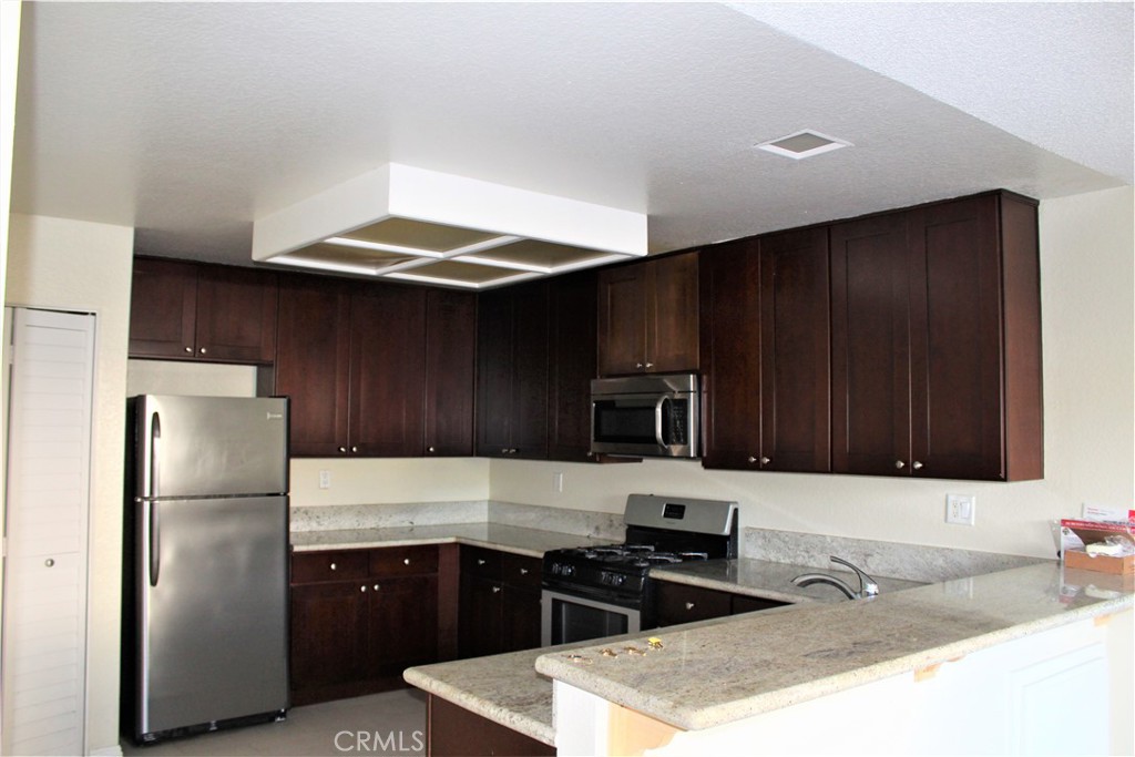 42 Columbia 11 Property Photo 2