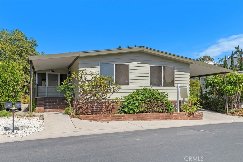 69 Mira Collado Property Photo 1