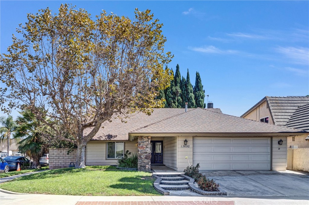 13692 Solitaire Property Photo 1