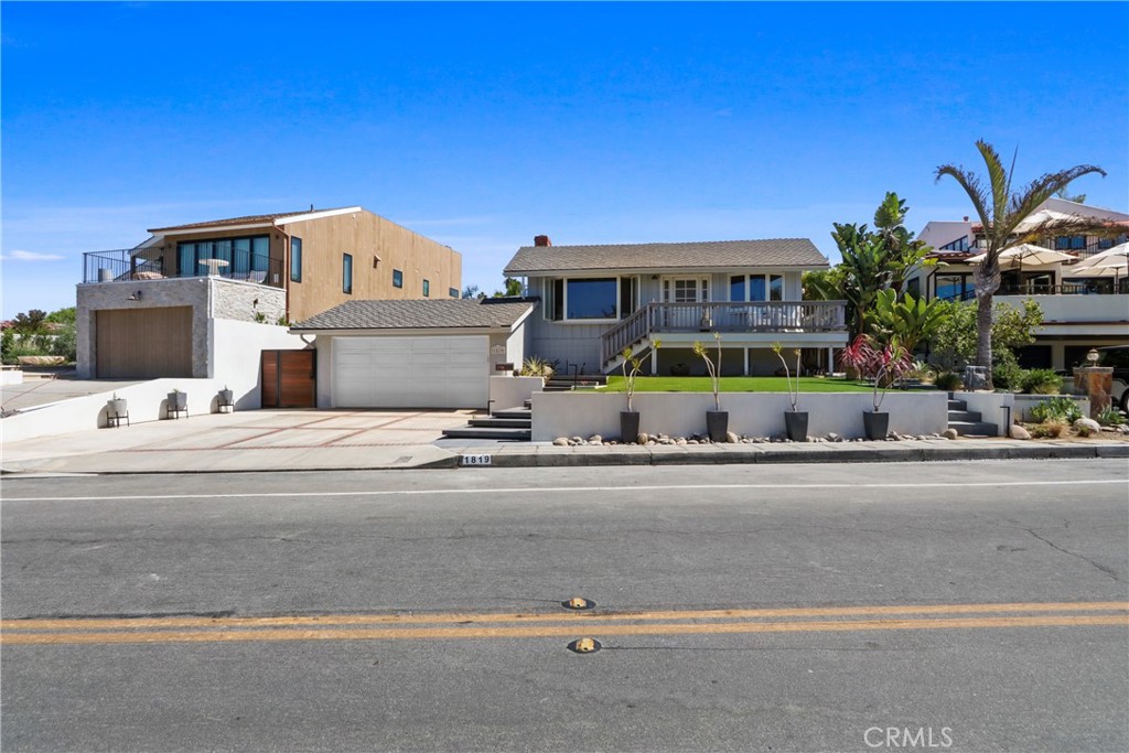 1819 Calle De Los Alamos Property Photo 2