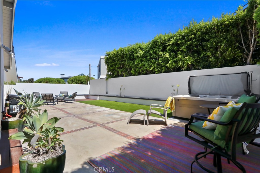 1819 Calle De Los Alamos Property Photo 10