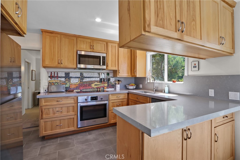 1819 Calle De Los Alamos Property Photo 24