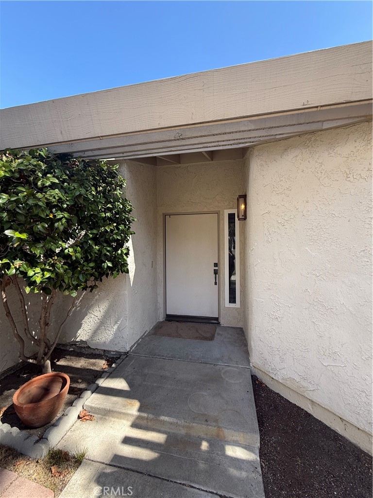 24305 Tahoe Court Property Photo 9