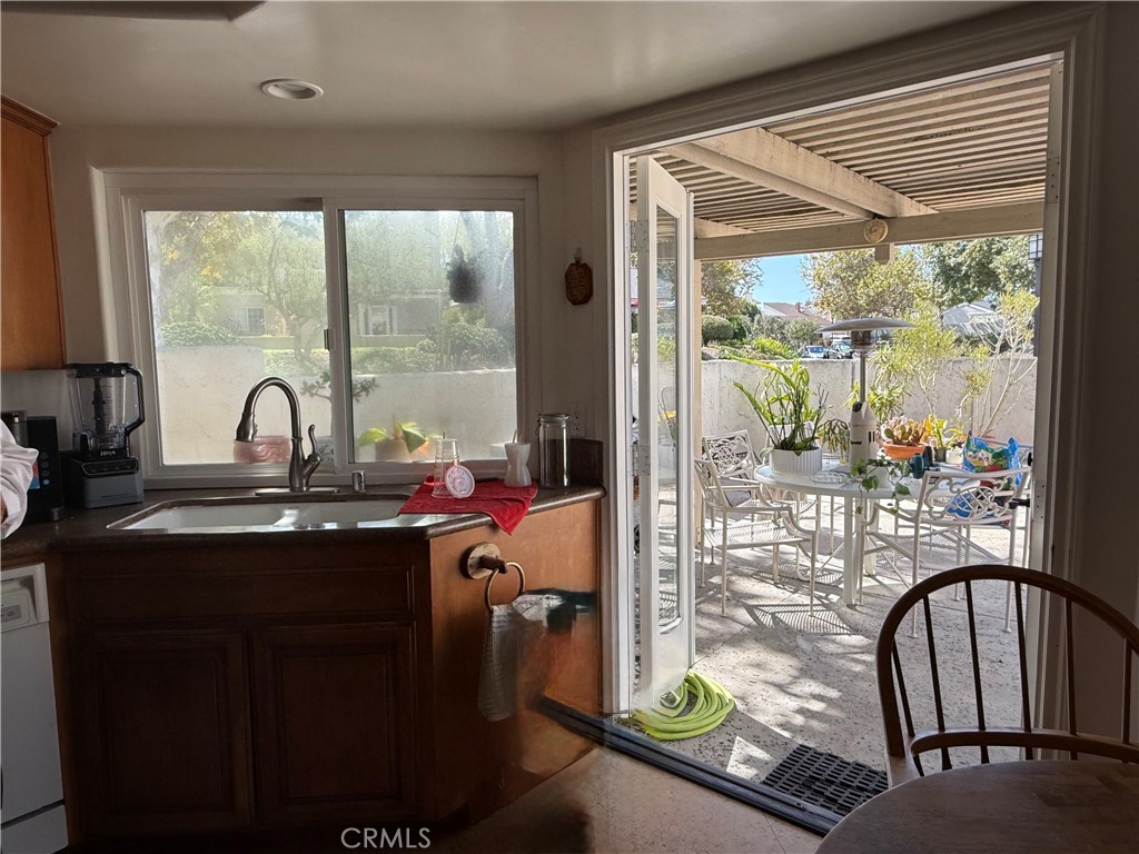 24305 Tahoe Court Property Photo 14