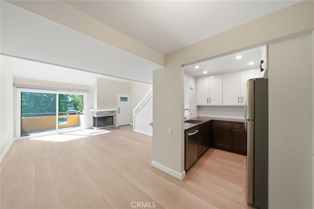 25712 Le Parc 46 Property Photo 13