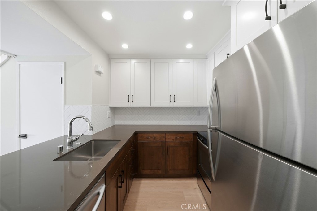 25712 Le Parc 46 Property Photo 15