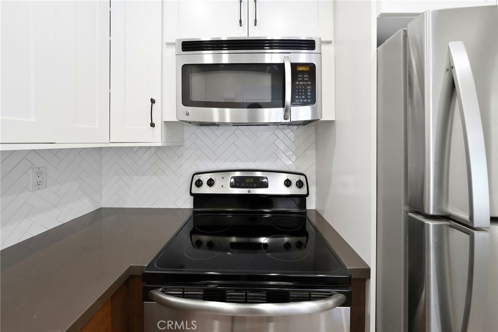 25712 Le Parc 46 Property Photo 16