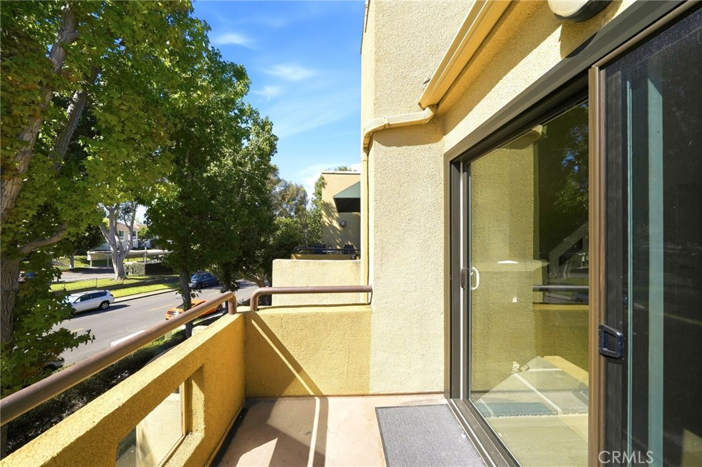 25712 Le Parc 46 Property Photo 20